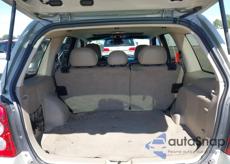 2005 Mazda Tribute S из США, поврежденный, VIN 4F2CZ06175KM49688